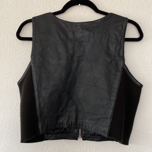 Limited Women's leather vest with zip-up front size L - Picture 3 of 6